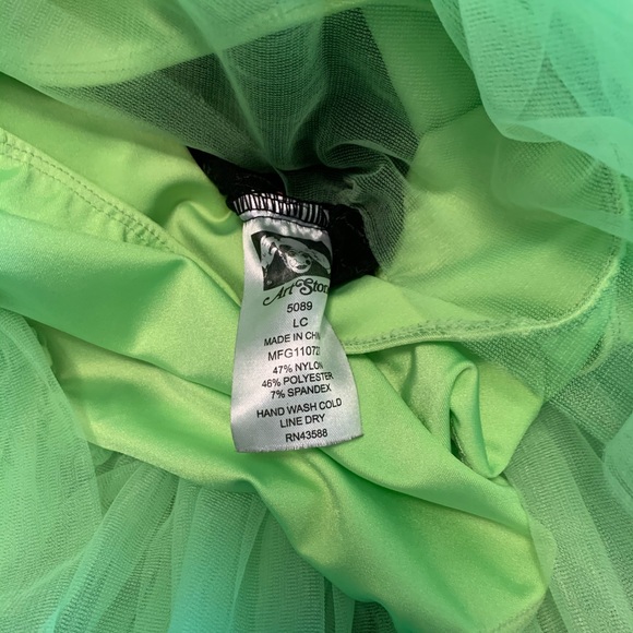 Multicoloured body with neon green tulle costume. - Picture 8 of 9